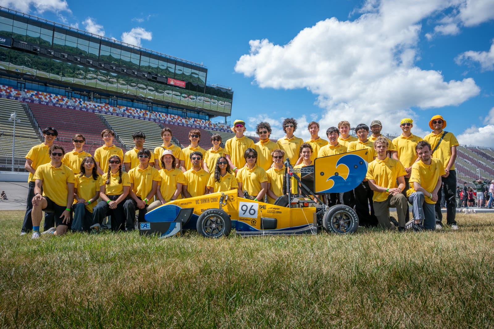 FS-4 Team Photo at Competition